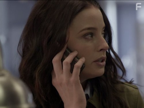 Rachel Nichols in Континуум (2012)