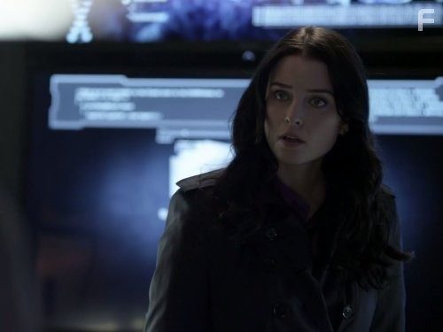 Rachel Nichols in Континуум (2012)