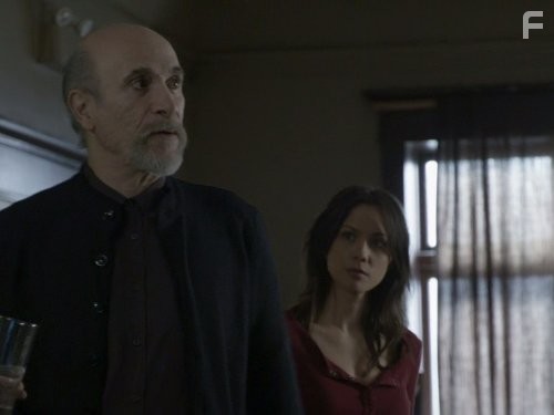 Tony Amendola and Lexa Doig in Континуум (2012)