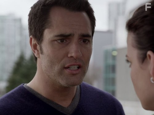 Victor Webster in Континуум (2012)