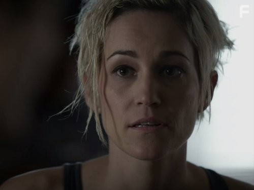 Luvia Petersen in Континуум (2012)