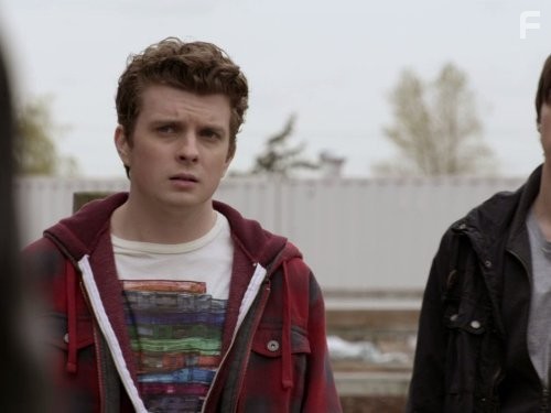 Erik Knudsen in Континуум (2012)