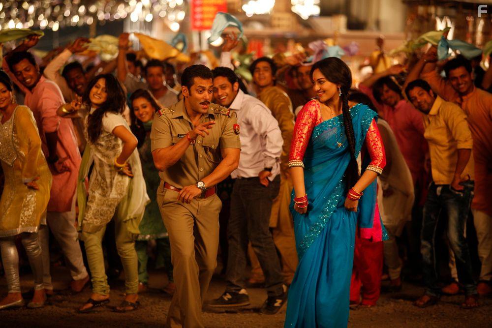 Salman Khan and Sonakshi Sinha in Dabangg 2 (2012)