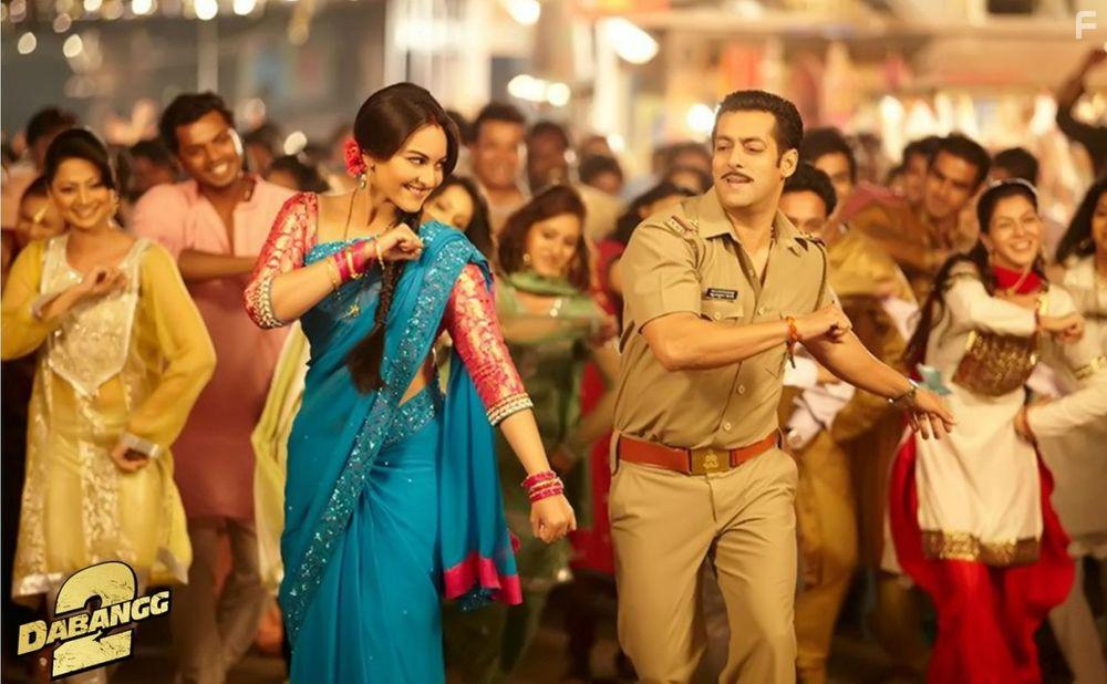Salman Khan and Sonakshi Sinha in Dabangg 2 (2012)