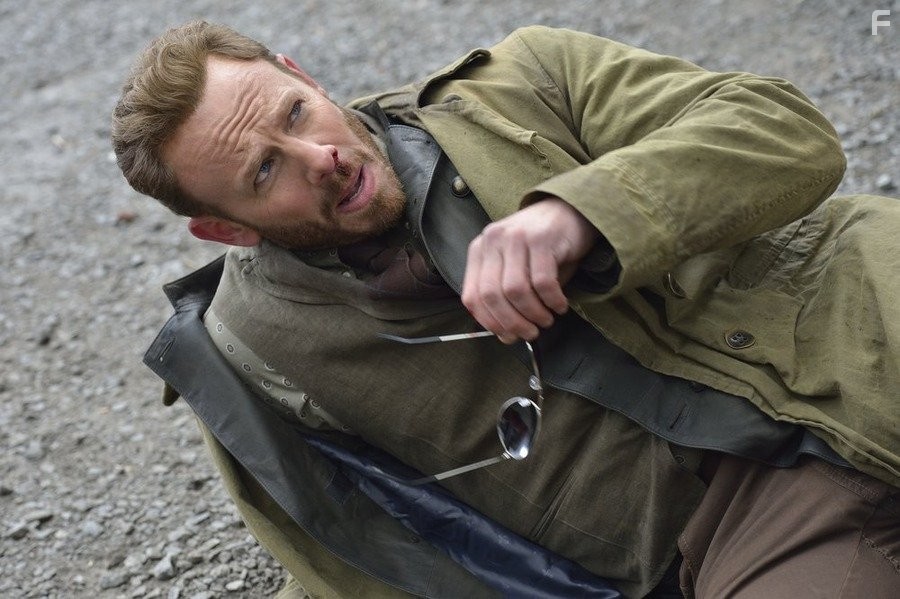 Ian Ziering in Вызов (2013)