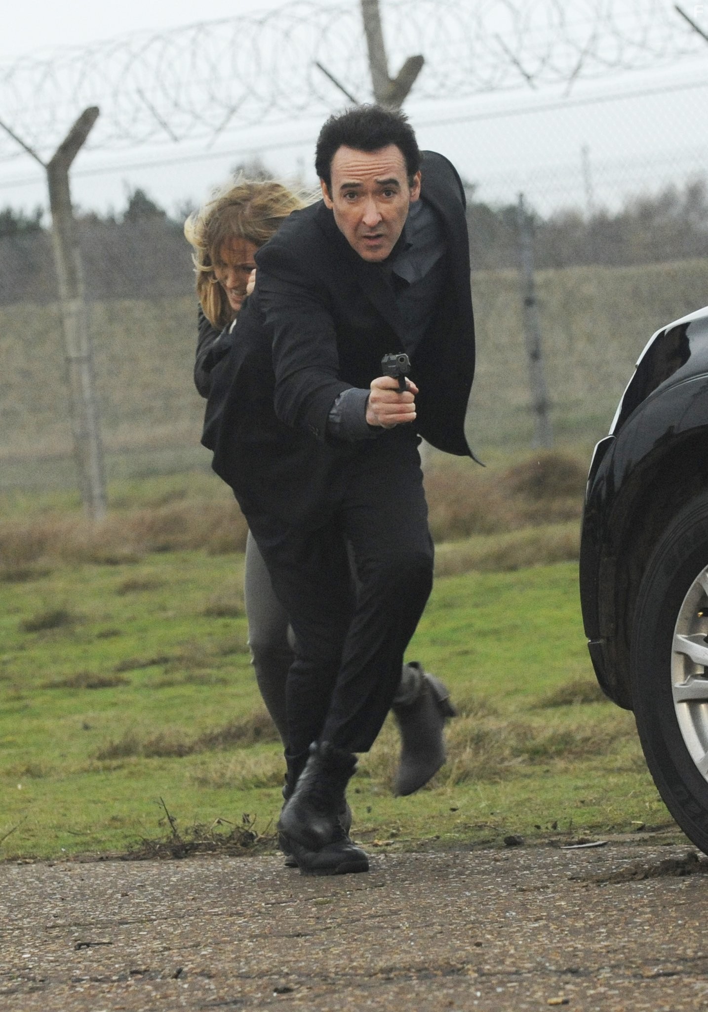 John Cusack in Цифровая радиостанция (2013)