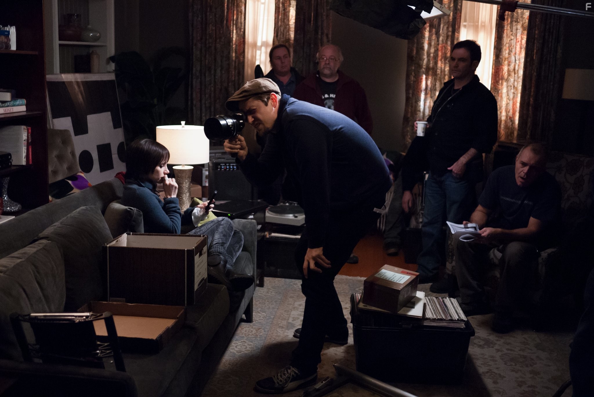 Andr?s Muschietti and Jessica Chastain in Мама (2013)