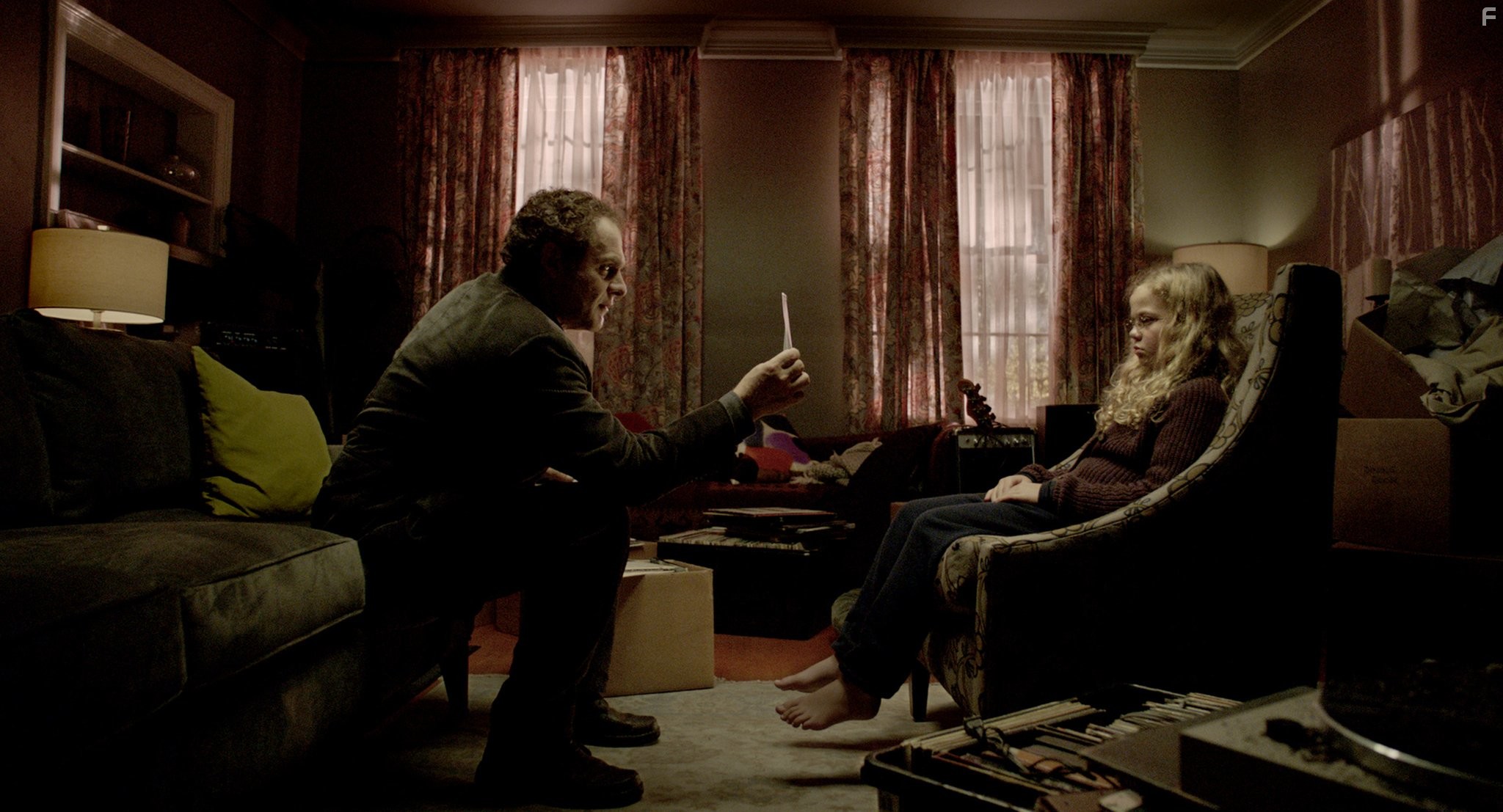 Isabelle N?lisse in Мама (2013)