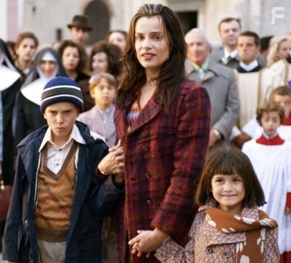 Micaela Ramazzotti, Aurora Frasca, and Giacomo Bibbiani in Первое прекрасное (2010)