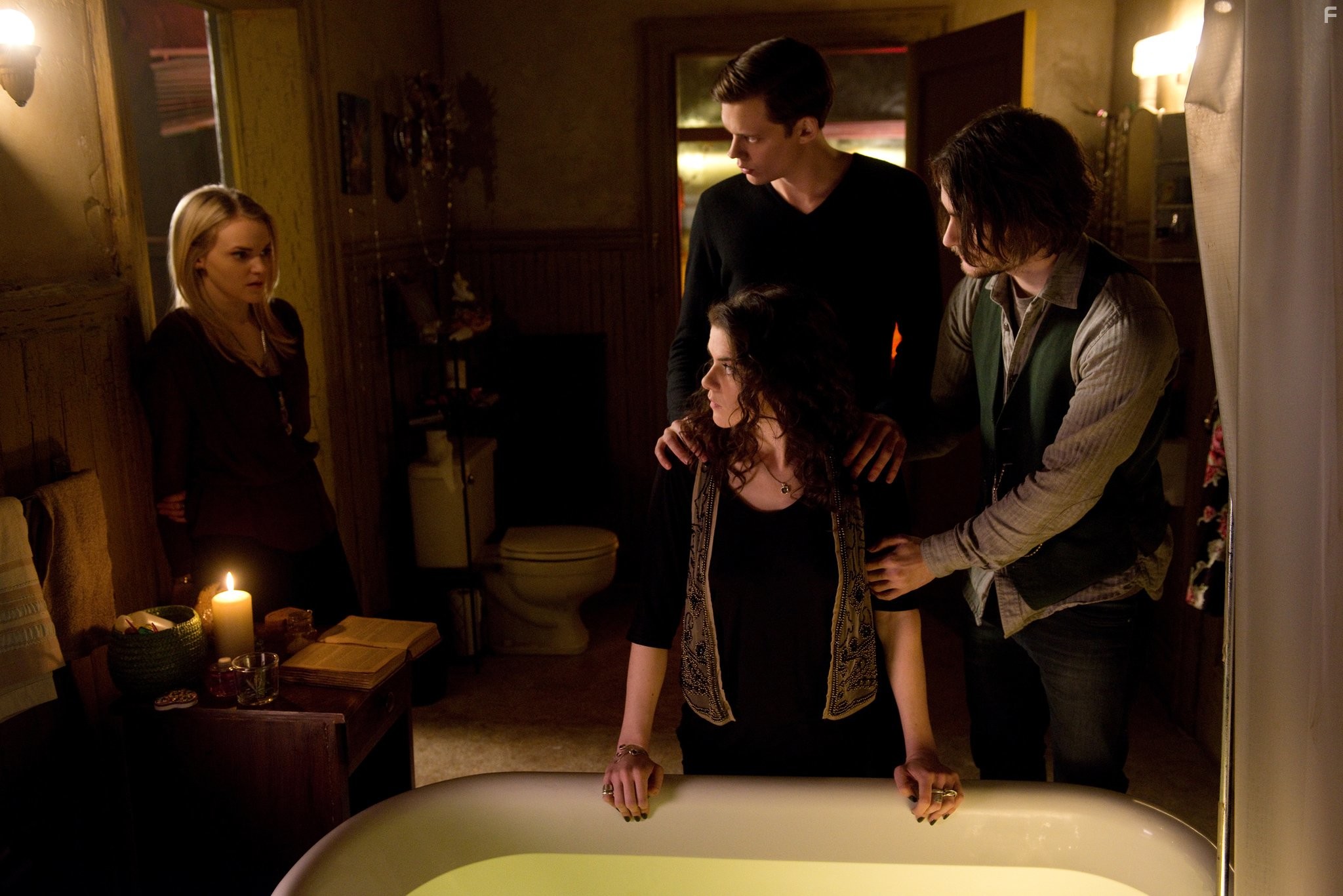 Kaniehtiio Horn, Landon Liboiron, and Madeline Brewer in Хемлок Гроув (2013)