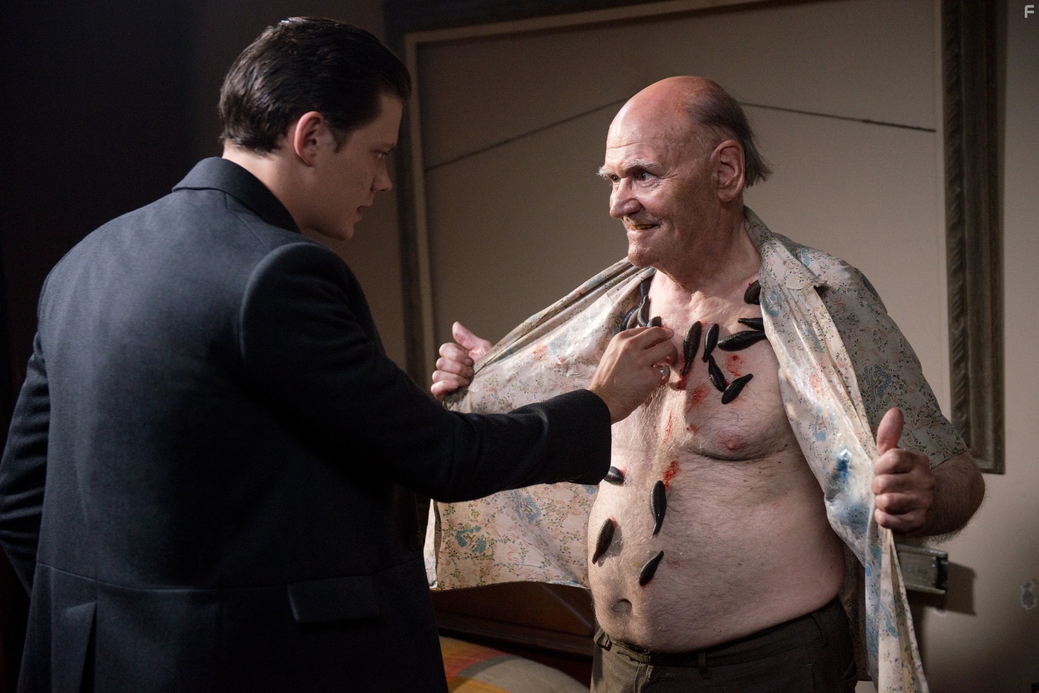 Bill Skarsg?rd in Хемлок Гроув (2013)