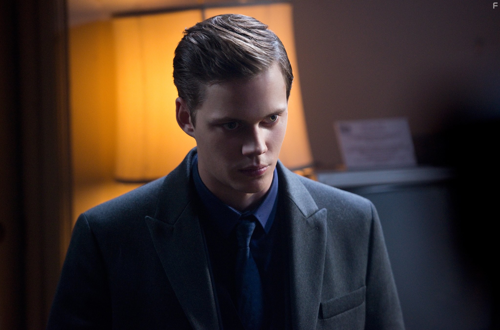 Bill Skarsg?rd in Хемлок Гроув (2013)