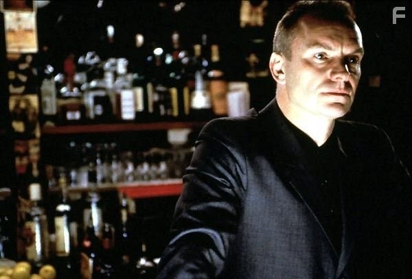 Sting in Карты, деньги, два ствола (1998)