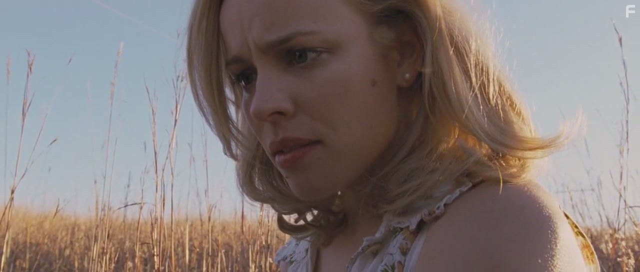 Rachel McAdams in К чуду (2012)