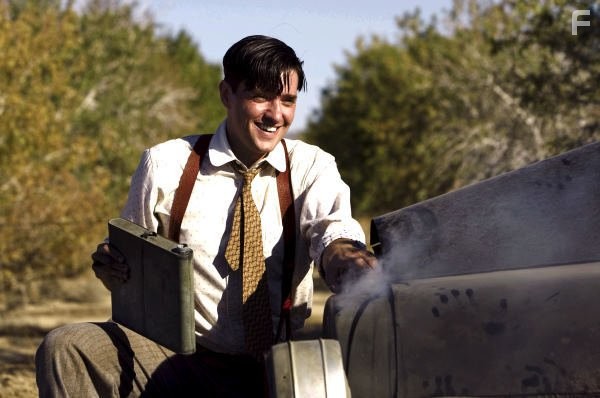 Jason Butler Harner in Подмена (2008)