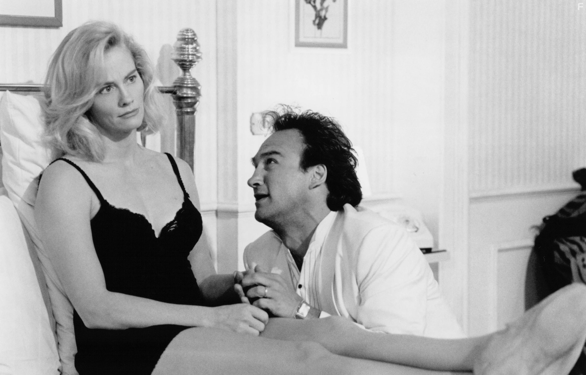 James Belushi and Cybill Shepherd in Odnazhdy prestupiv zakon (1992)