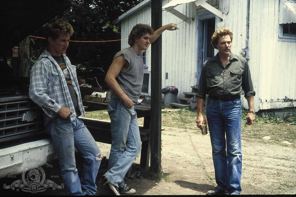 Sean Penn, Christopher Walken, and Chris Penn in В упор (1986)