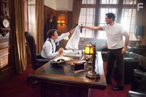 Mark-Paul Gosselaar and John Michael Higgins in Адвокатская практика (2008)