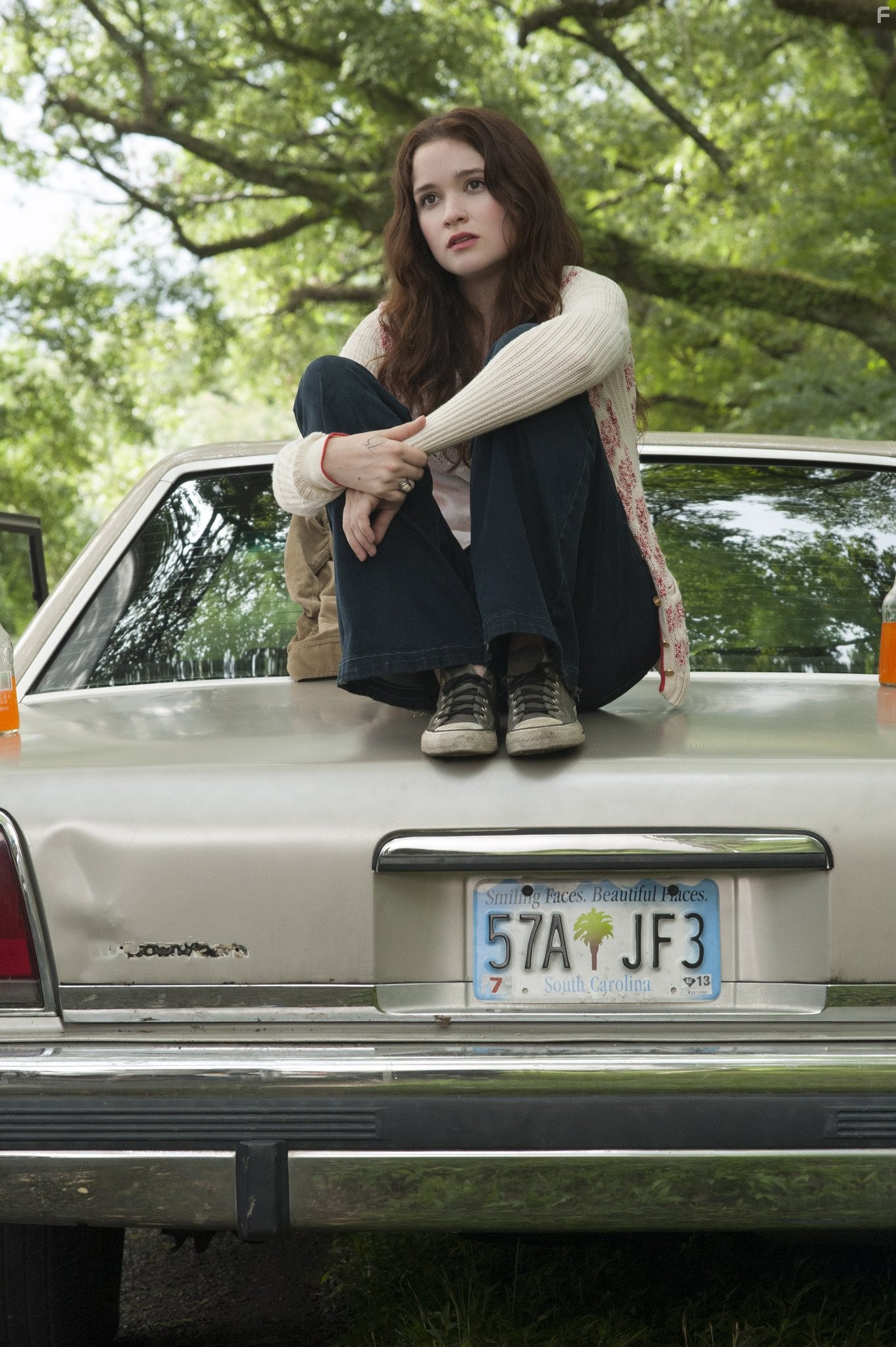 Alice Englert in Прекрасные создания (2013)