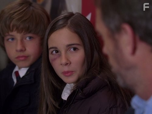 Haley Pullos and Austin Michael Coleman in Доктор Хаус (2004)