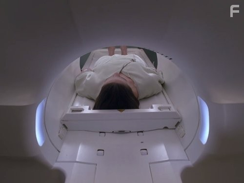 Cali Fredrichs in Доктор Хаус (2004)