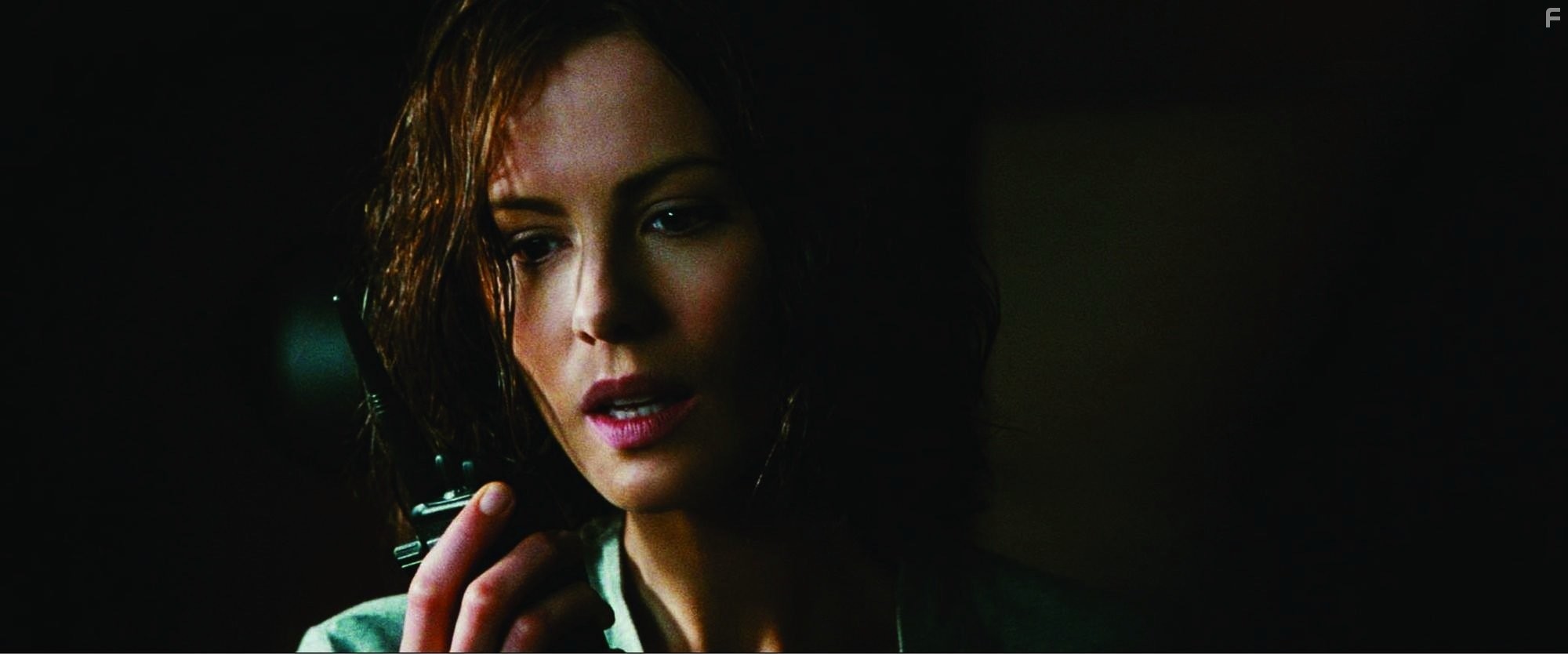 Kate Beckinsale in Белая мгла (2009)