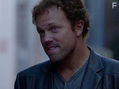 Adam Baldwin in Касл (2009)