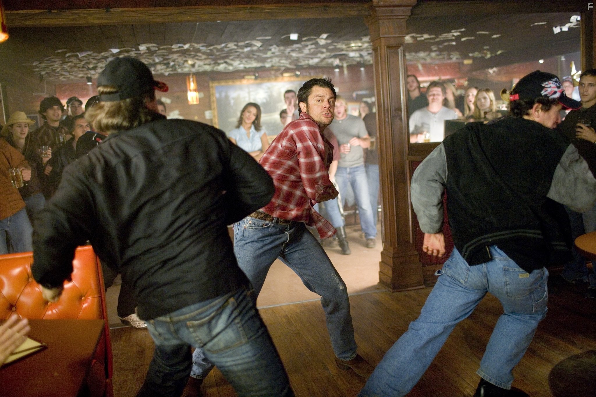 Johnny Knoxville in Придурки из Хаззарда (2005)