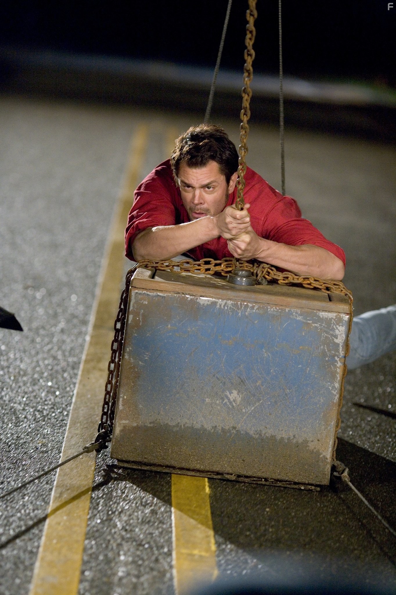 Johnny Knoxville in Придурки из Хаззарда (2005)