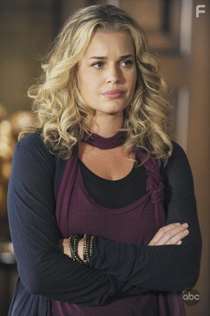 Rebecca Romijn in Иствик (2009)