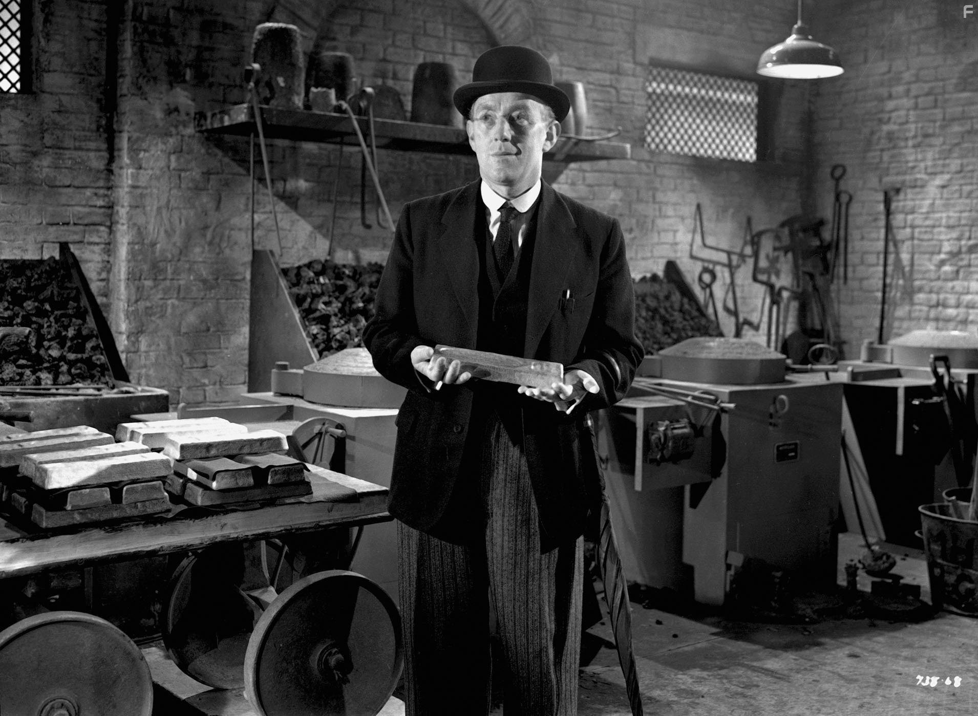 Alec Guinness in Банда с Лавендер Хилл (1951)