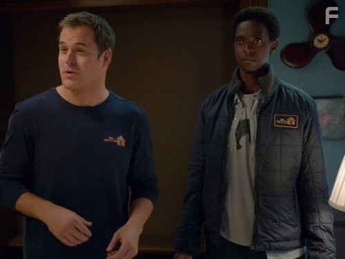 Edi Gathegi and Kyle Bornheimer in Family Tools (2013)