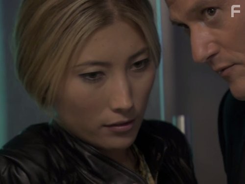 Dichen Lachman in Кукольный дом (2009)