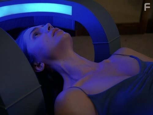 Eliza Dushku in Кукольный дом (2009)