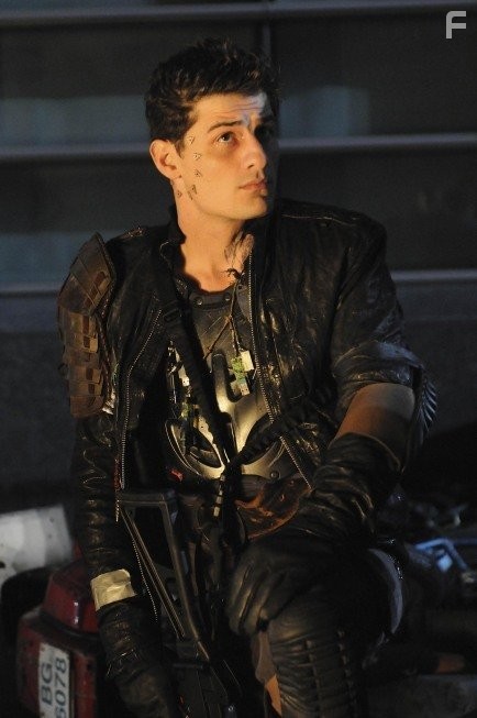 Enver Gjokaj in Кукольный дом (2009)