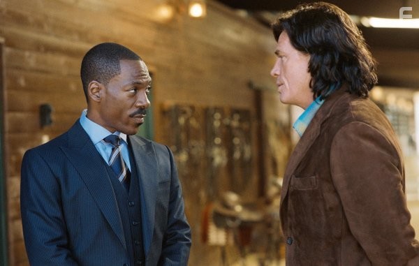 Eddie Murphy and Thomas Haden Church in Представь себе (2009)