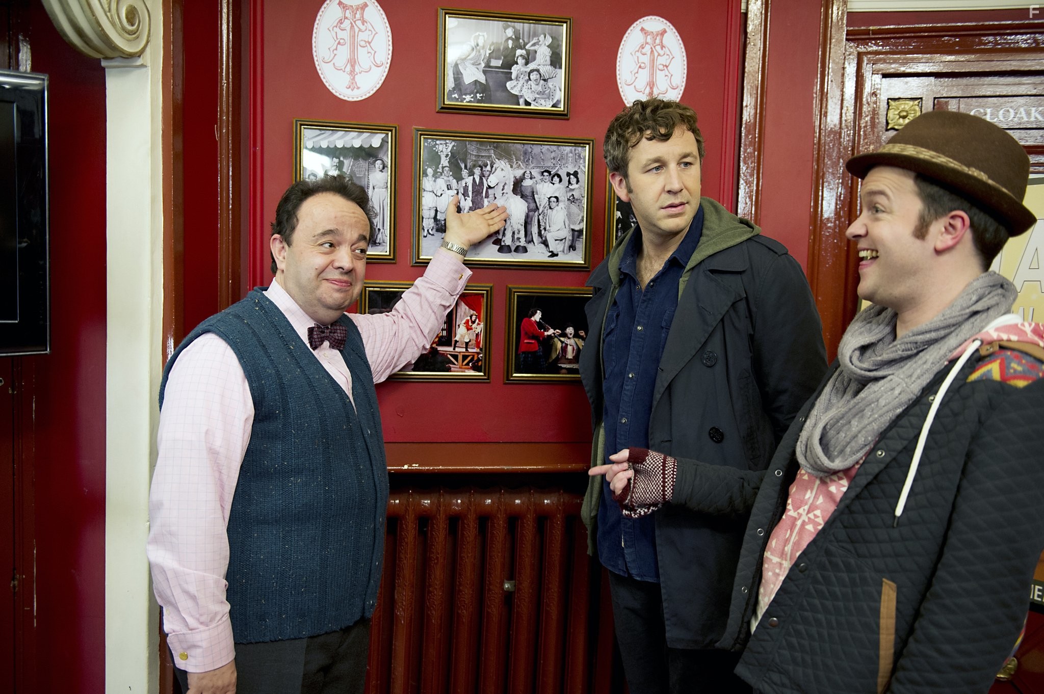 Hugh Sachs, Chris O'Dowd, and Tom Bennett in Семейное древо (2013)