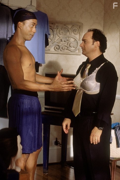 Miguel A. N??ez Jr. in Суперстар (2002)