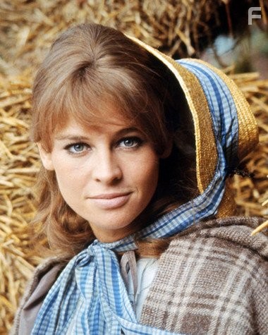 Julie Christie in Вдали от безумной толпы (1967)