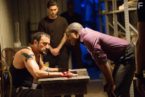 Serafin Falcon and Gbenga Akinnagbe in Грейсленд (2013)