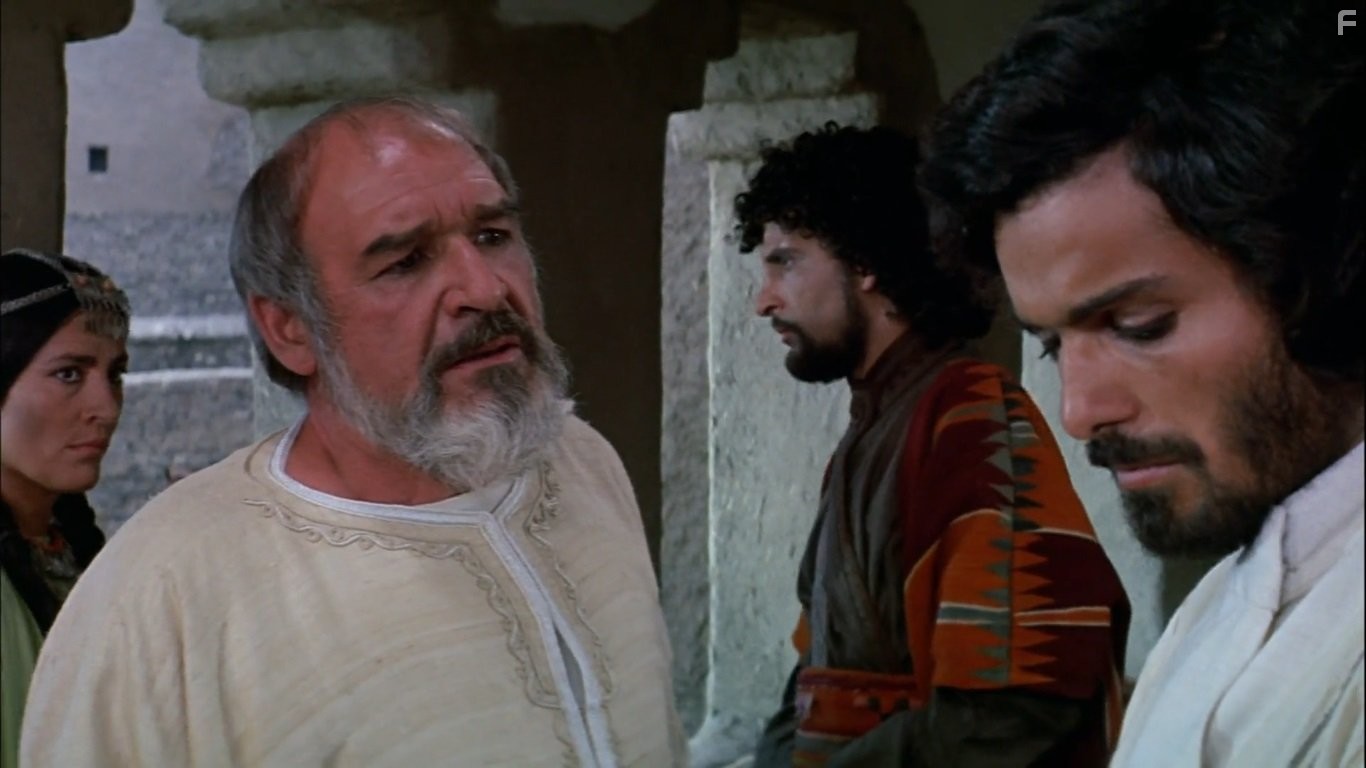 Habib Ageli, Robert Brown, George Camiller, and Irene Papas in Послание (1976)
