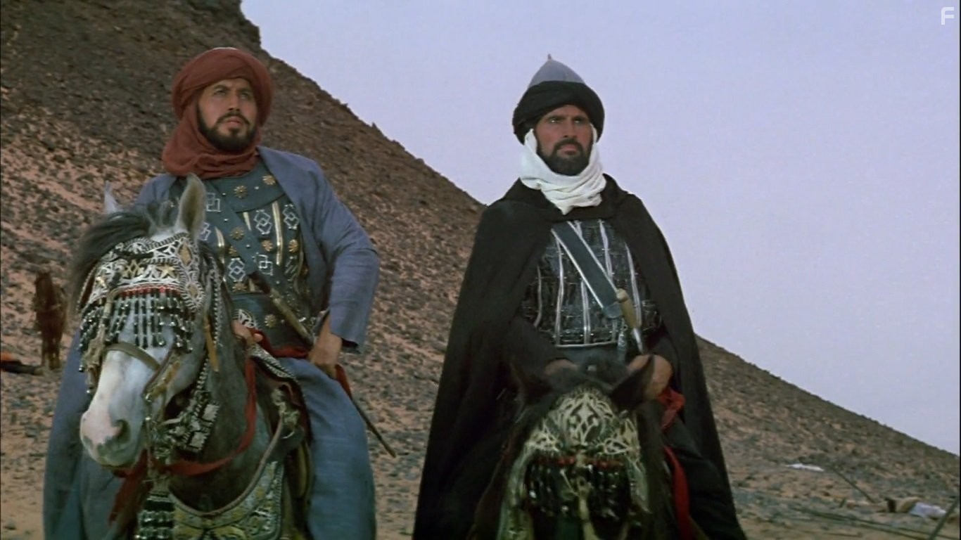Michael Ansara and Michael Forest in Послание (1976)
