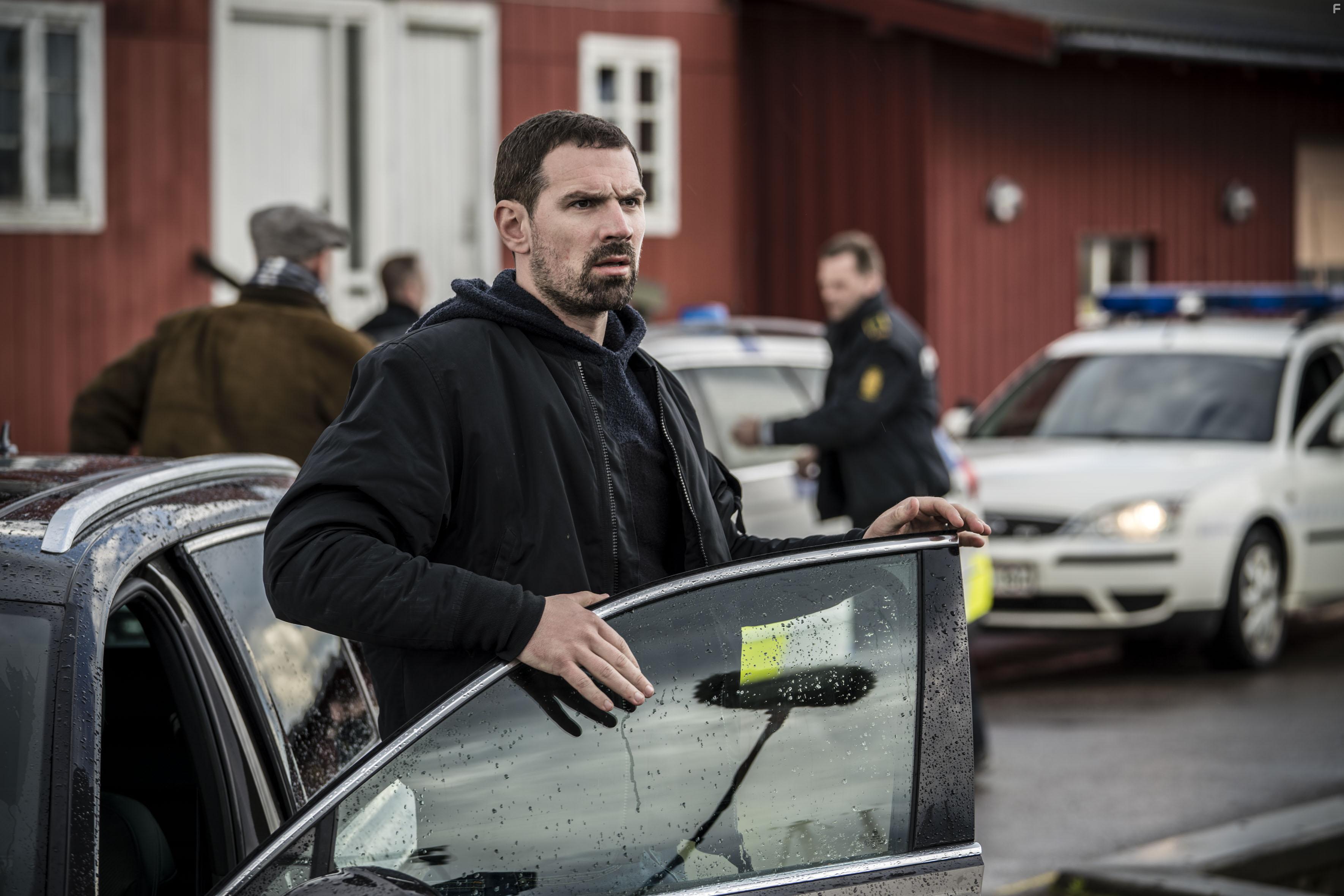 Uffe Rrbk Madsen and Kenneth M. Christensen in Den som drber - Fanget af mrket (2019)