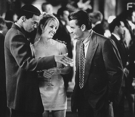Heather Locklear, Charlie Sheen, and Chris Tucker in Деньги решают все (1997)
