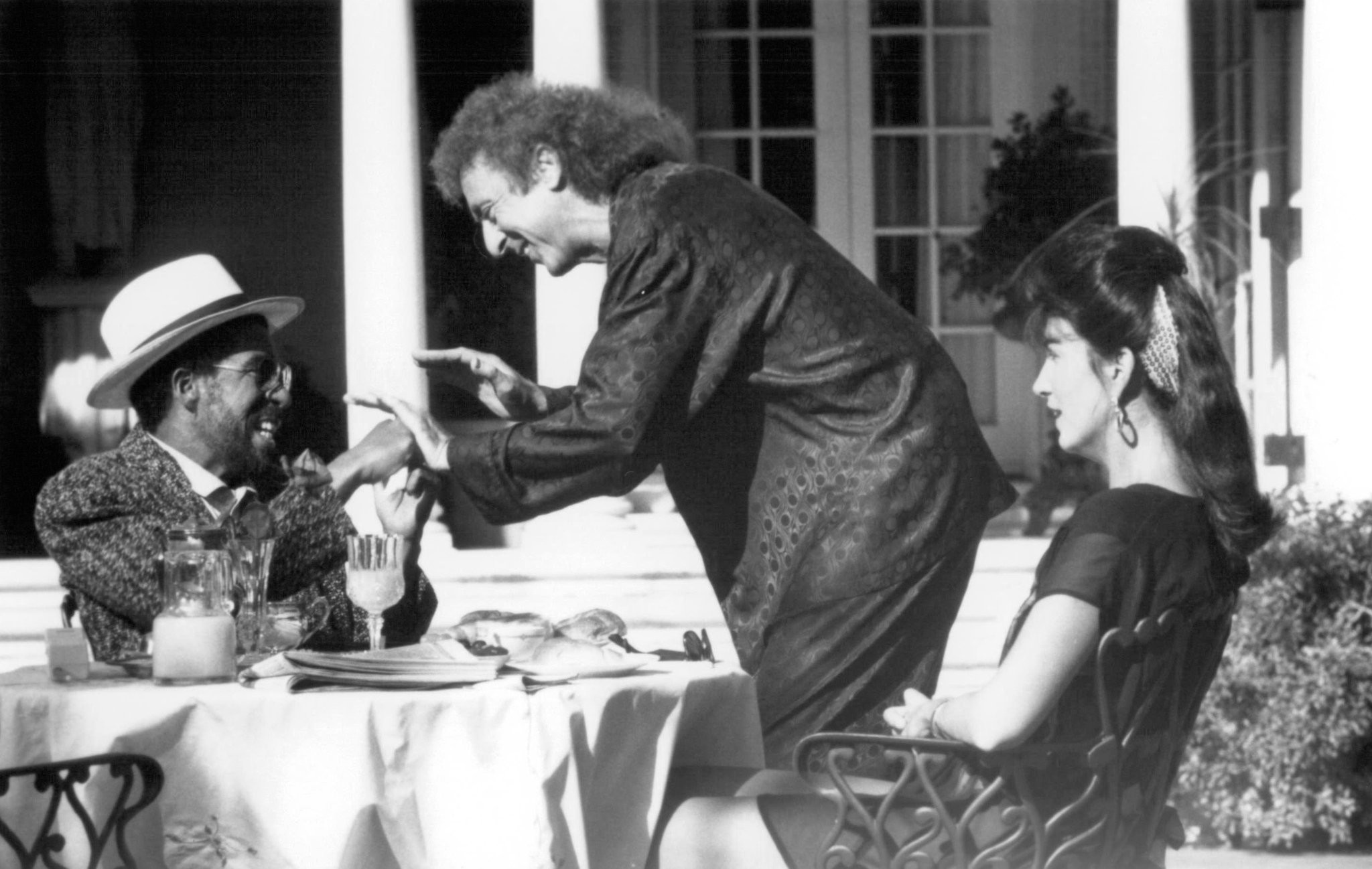 Gene Wilder, Richard Pryor, and Mercedes Ruehl in Другой ты (1991)