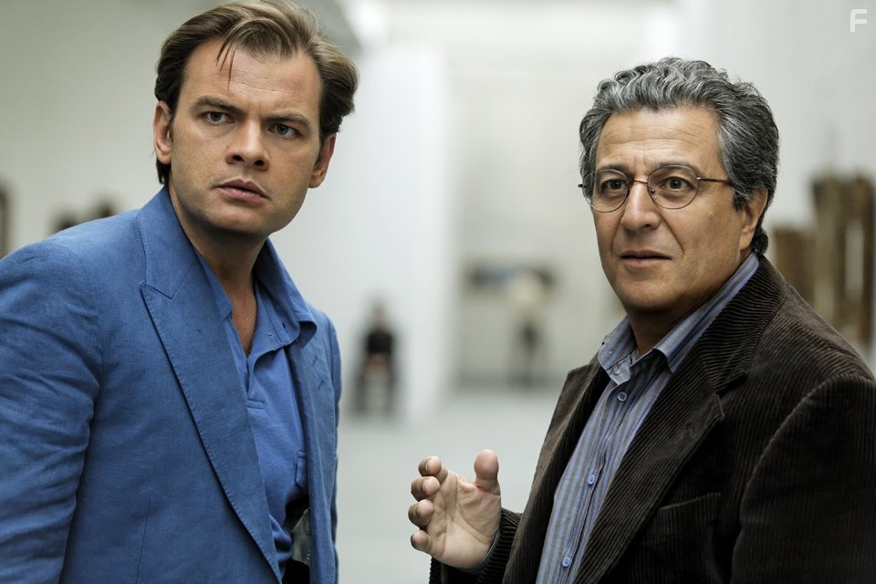 Christian Clavier and Clovis Cornillac in La sainte Victoire (2009)