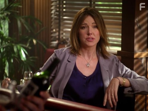 Christa Miller in Город хищниц (2009)