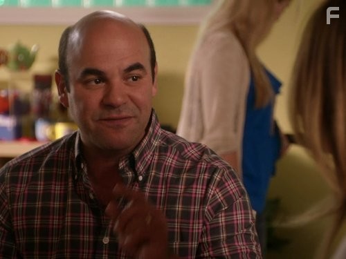 Ian Gomez in Город хищниц (2009)