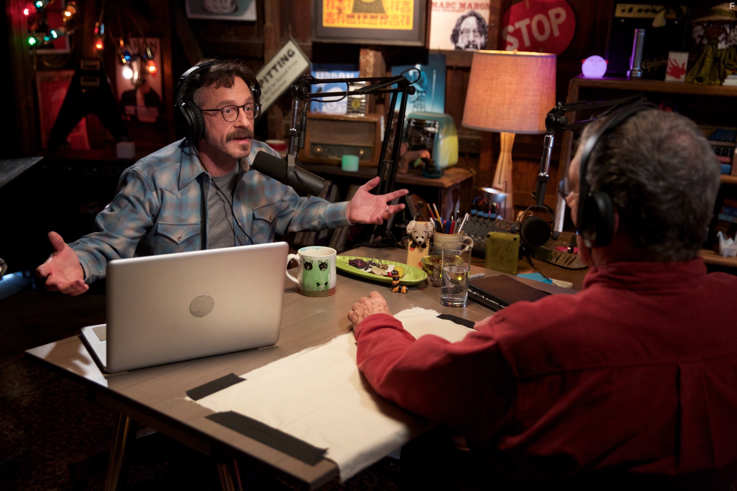 Marc Maron in Мэрон (2013)