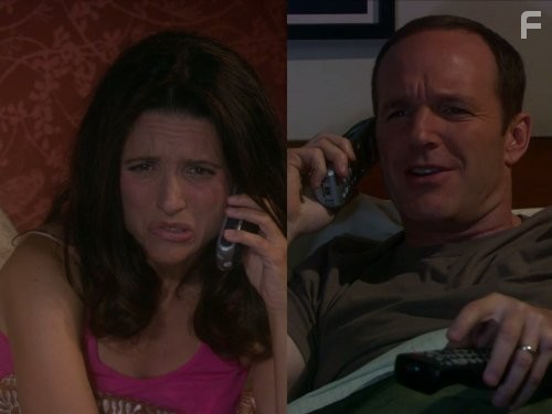 Julia Louis-Dreyfus and Clark Gregg in Новые приключения старой Кристин (2006)